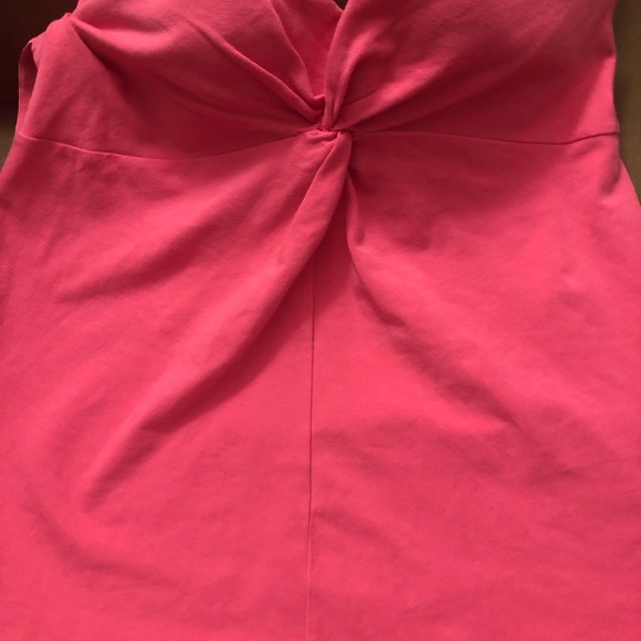38D pink Victoria Secret built in bra tank - Picture 3 of 4